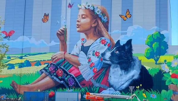 W Łowiczu powstał największy mural w Polsce.